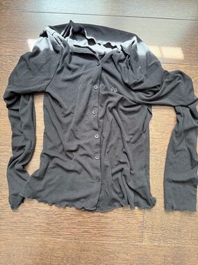 Black Button-Front Lightweight Long Sleeve Top